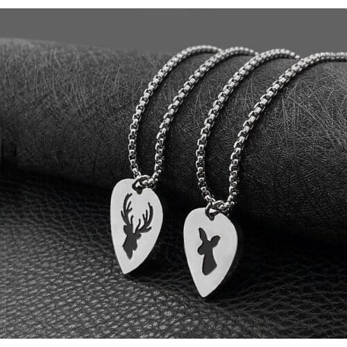 Fashion Couple Necklace A Couple Couple Model Titanium Steel Pendant Men and Women Necklace Jewelry Hot Sale