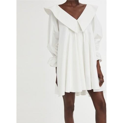 Vintage Deep V-neck Loose Mini Dress Woman Casual Lantern Sleeve High Waist Sweet Dress 2021 New Fashion Exaggerated Design