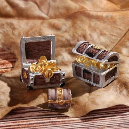 Mini Toys Pirate Adventure Game Doll House Ornament Treasure Chest Figurine Miniature Cash box Jewelry Box Home Decoration