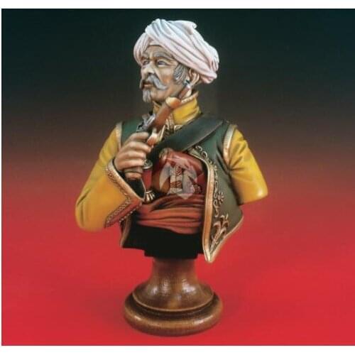 New Unassembled 1/10 Mamluk Warrior with Pistol Bust with base Resin Kit DIY Toys Unpainted resin model
