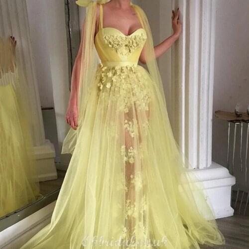 Luxury Yellow Tulle Prom Dresses Lace Applique 2020 Sexy A-line Flower Evening Gown Long Party Dress Formal Dress Women Elegant