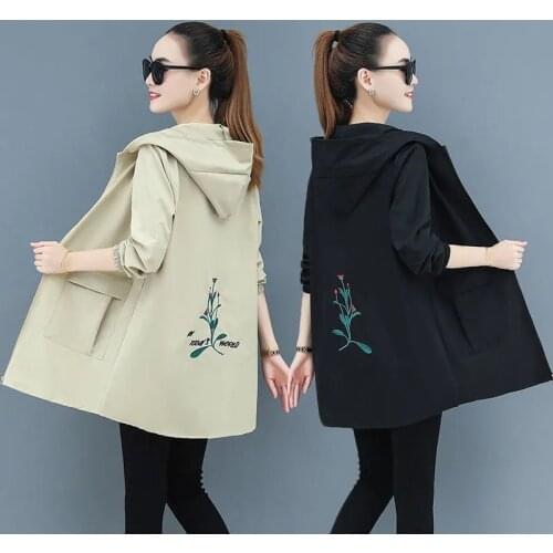 Trench Coat Women 2021 New Spring Autumn Coat Female Casual Embroidery Hooded Outwear Ladies Loose Tops Plus Size Windbreaker