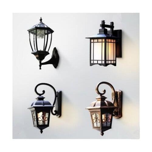 North European balcony wall lamp waterproof retro outdoor staircase creative aisle outdoor garden lamp.E27