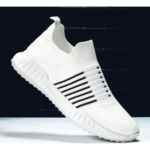 Men Shoes Casual Slip On Flat Men Sneakers Mesh Breathable Light Running Shoes High Quality Sport Sock Shoes Zapatos Hombre