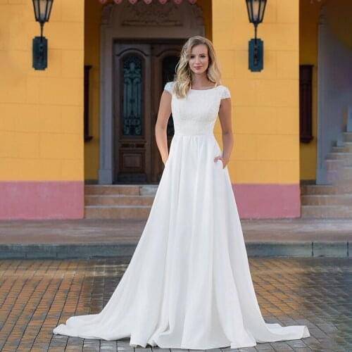 New Arrival Wedding Dress 2021 A-Line O-Neck Cap Sleeve Lace Embroidery Open Back Court Train Vintage Bride Gown