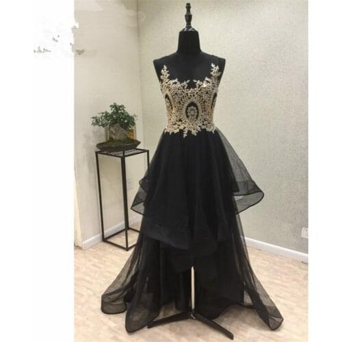 Gorgeous 2019 Prom Dresses for teens Sleeveless Golden Appliques Vestidos de festa Black Formal Evening Dress for women