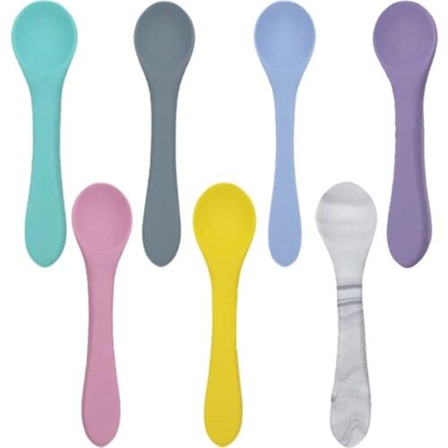 1Pcs Solid Color Baby Feeding Spoon Food Grade Silicone Cute Infant Spoon Tableware Baby Feeding Supplies