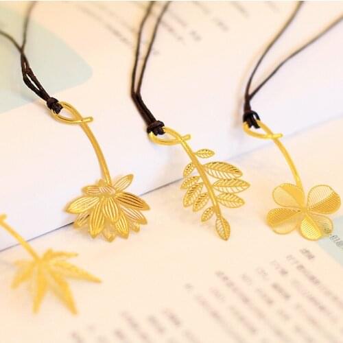 20 Pieces Style Random Metal Bookmark Leaves Flowers Animal Originality Stationery Mini Bookmarks