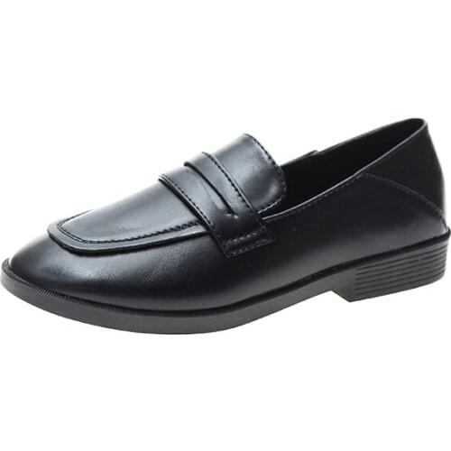 2020 Spring New Small Leather Shoes British Fashion Crude With Students Wild Round Head Solid Color Womens Single Shoes