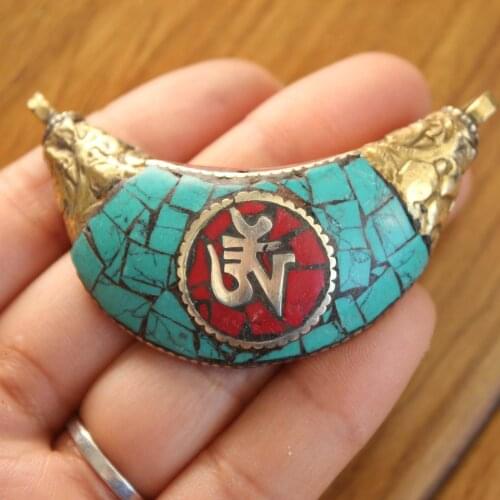 PN250 Tibetan Mantra Om Sea Shell Turquoises Coral Stone Moon Pendant Necklace Handmade Nepal Jewelry
