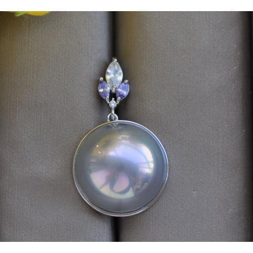 Z10897 Lustre 21mm Peacock-Gray Shell Mabe Pearl Chain Pendant CZ