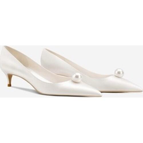 2021 spring new silk banquet dress shoes large size simple pearl white bridal wedding shoes stiletto pointed pump womens shoes