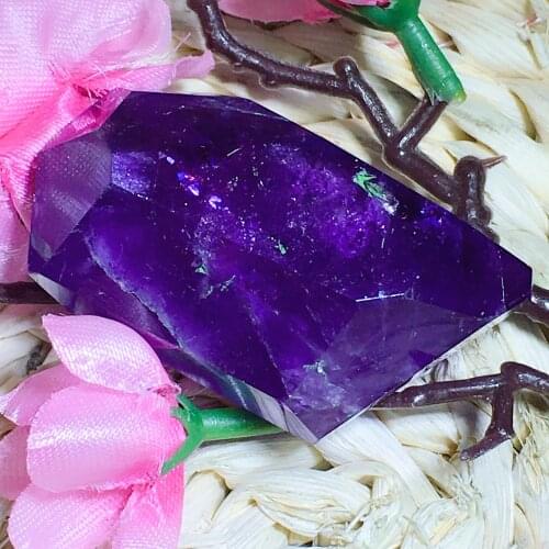 Amethyst free from