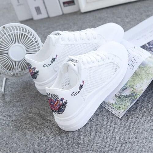 Women Shoes 2020 New Fashion Classical Breathable Mesh Hollow Female Network Soft Lightweight Casual Shoes sneakers Soft Solid