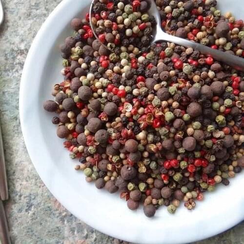 Natural Orangic Dried 7 mixed Pepper No Additives Seasoning low fat For Steak Western Salad Barbecue without Salt