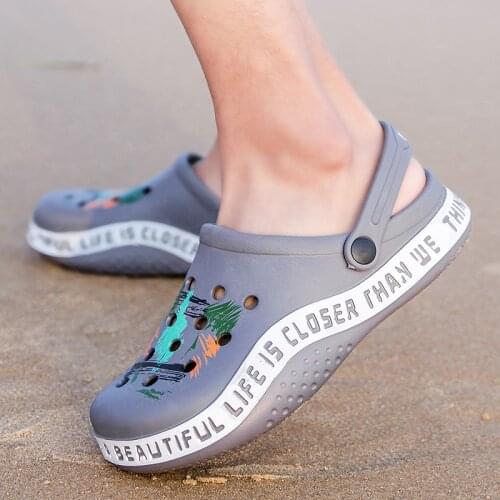 Slippers men summer Home Outdoor Sandals Kitchen Beach Wear Resistant Thickness Breathable fashion EVA Mens sandals slippers