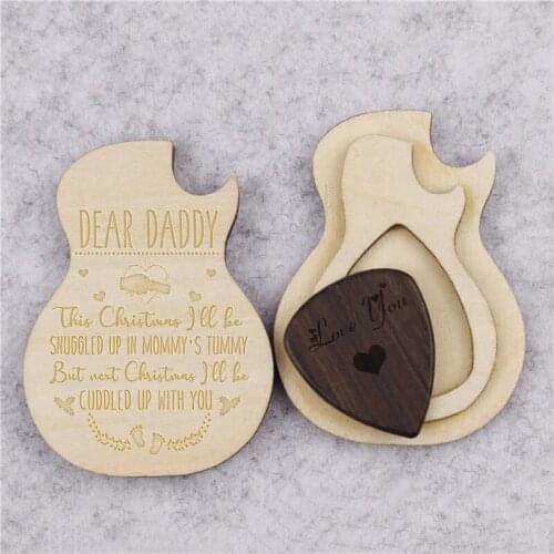 Personalized Guitar picks box customized gift wooden plectrum holder engravable items dropshipping 2020 valentines day Q0068