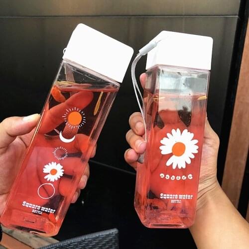450ml Ins Daisy Square Tea Milk Fruit Juice Water Bottle Frosted Portable Outdoor Drink Bottles with Rope Leakproof Drinking Cup