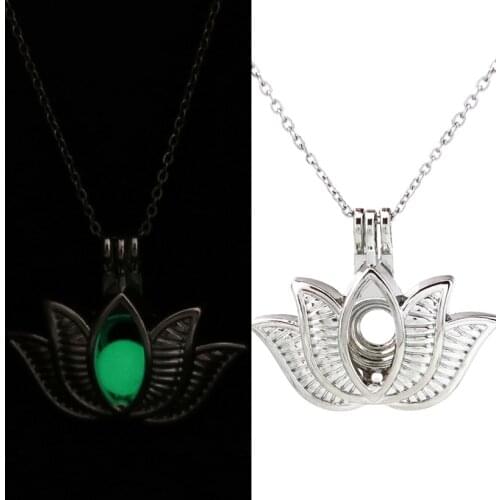 Big Lotus Dark Luminous Necklaces Silver Color Chain Necklace Glowing in Dark Pendant Necklaces Collares Maxi Choker GG846