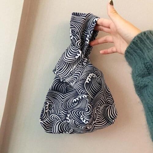 Ladies Bar Knot Handbag Japanese Style Wave Wrist Handbag Womens Coin Purse and Mobile Phone Bags