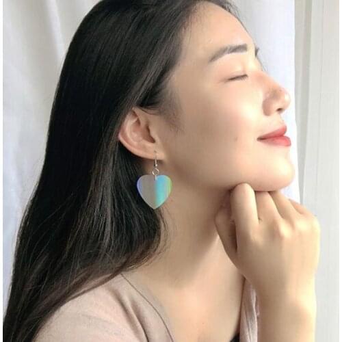 Ea517 Fashion Bohemian Heart earrings geometric Heart-shaped sequins earrings Female Jewelry Accessories