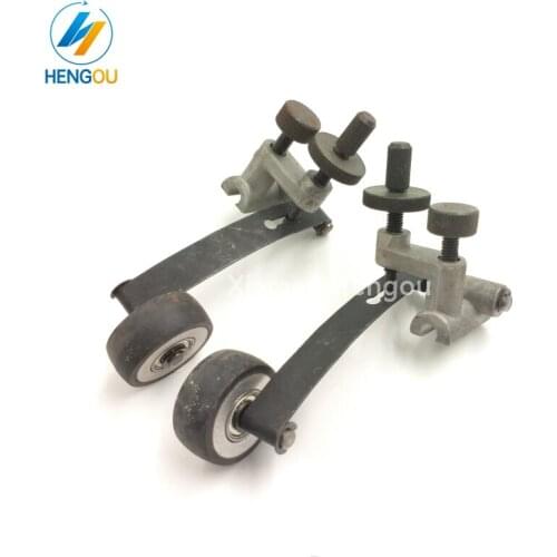 1 pair 2 pair free shipping rubber wheel Length 10.5cm Pressure wheel Feed Wheel assembly offset printing machine parts