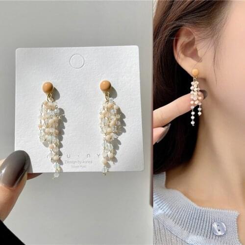 Korean Romantic Elegant Acrylic Metal Bead Pendant Drop Earrings for Women Girls Teens Jewelry Earrings 2021 Trend New Arrival