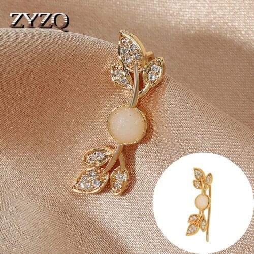ZYZQ Gold Color Leaf Shape Ear Clip Earrings For Women Female Copper No Piercing Earcuffs Clip Earrings Fashion Jewelry