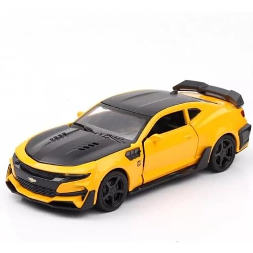 1: 32 simulation komaro car model alloy acousto optic car model car model ornaments childrens toys birthday New Year gift