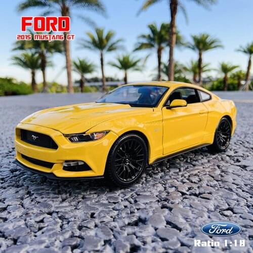 New Maisto 1:18 2015 Ford Mustang GT yellow sports car Alloy Retro Car Model Classic Car Model Car Decoration Collection gift