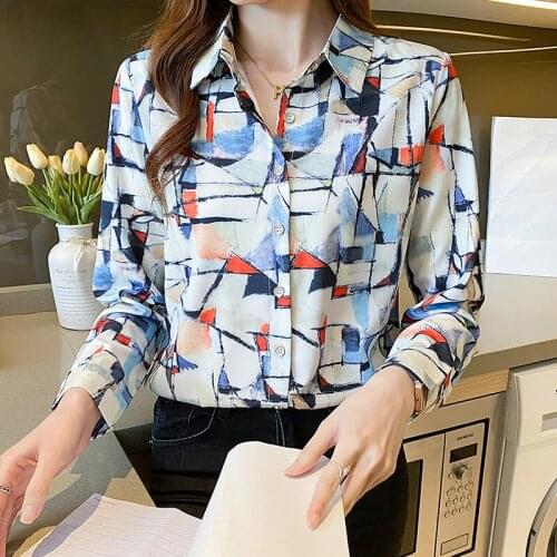 Chikichi 2021 Autumn New Style French Geometric Printing Long-sleeved Base Shirt Fashion Ladies Casual Blouse Women Cardigan