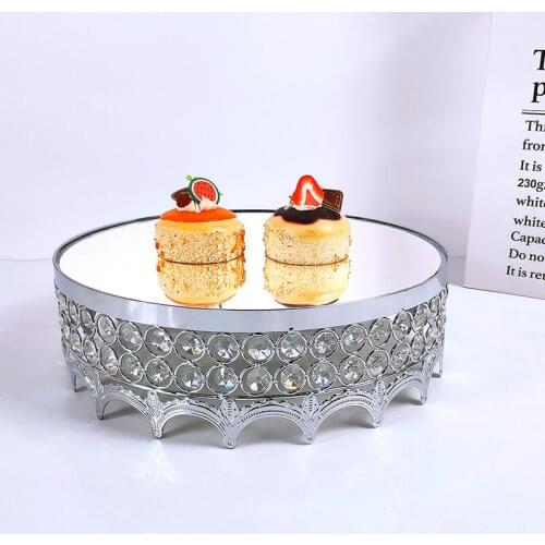 Crown Silver Wedding Display Cake Stand Cupcake Tray Tools Home Decoration Dessert Table Decorating Party Suppliers