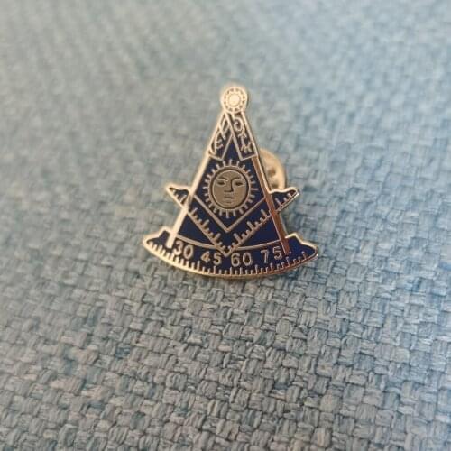 Small Wholesale 10pcs Past Master Masonic Freemason AF Am w Square Lapel Pin