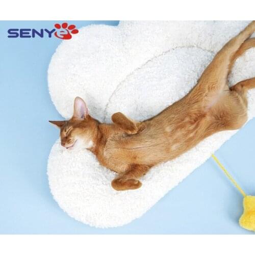 Cloud-shaped Soft Mat Autumn And Winter Skin-friendly Thick Warm Blankets For Sleeping Pet Mats For Cats And Dogs