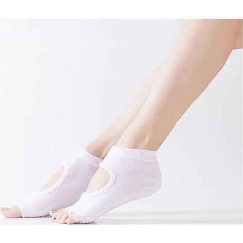 New Design Yoga Socks Ladies Sports Fitness Dancer Necessity Stockings Glue Non-Slip Open Toe Halter Dancing Supplies