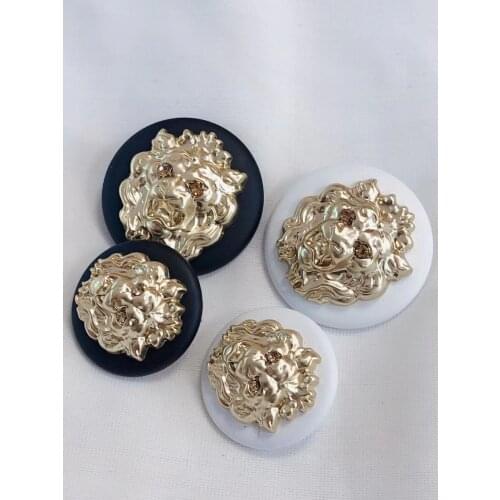 1lot=10pcs High-end Lion Tiger accessories metal Buttons decorate Sewing Sweaters diamond Crafts Handwork Clothing