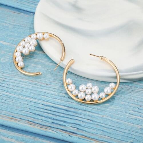 Vintage Earrings for Women Alloy Pearl Earring Geometric Round Earrings Cute Simple Temperament Ear Studs Fashion Charm Jewelry
