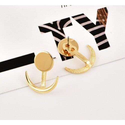 Women Simple Metal Crescent Earrings Jewelry accessories 2021