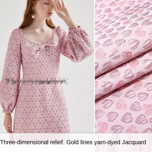Elegant three-dimensional gold silk love embossed yarn-dyed jacquard fabric, sewing fabric factory shop is not out of stock