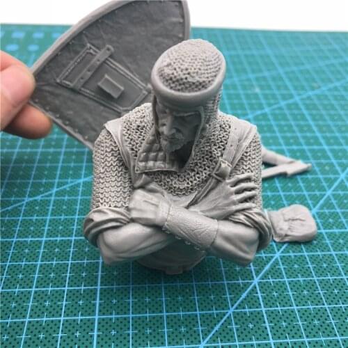 1/10 Resin bust model kit Crusader Warrior 247D