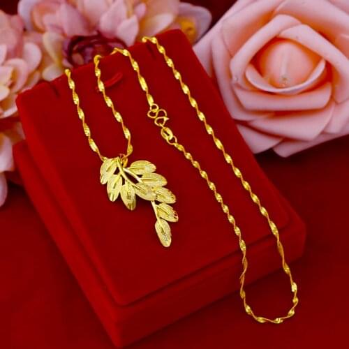 Sand Gold Necklace for Women Wedding Party Jewelry Yellow Gold Color Solid Leaves Pendant Necklace Clavicle Chain Choker Gift