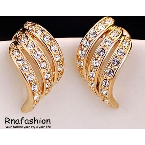 RNAFASHION Stud Earrings