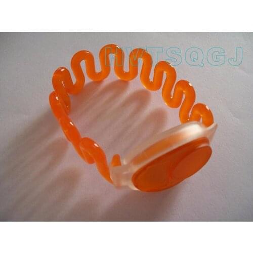 Free shipping 200PCS high quality waterproof silicone RFID TAG 125KHZ RFID wristband 200pcs/lot FOR swimming pool
