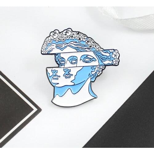 Fashion Blue Sculpture Head Brooch Dislocation Stitching Abstract Art Design Sense Enamel Pins Brooch Gifts For Artist Friends