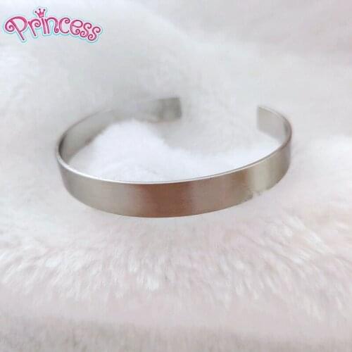 Prinsis Rigid Bracelets