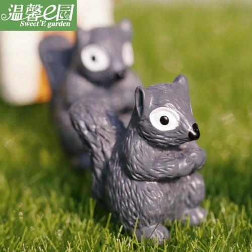 3pcs Cute Grey squirrel Figurine Miniatures Pine cones Home Decoration Kawaii Accessories Desk Garden Decor For home