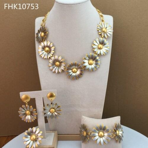 Yuminglai 24K Flower Design Fashion Two Tones 4 Pcs Luxury Jewelry Set for Women FHK10753