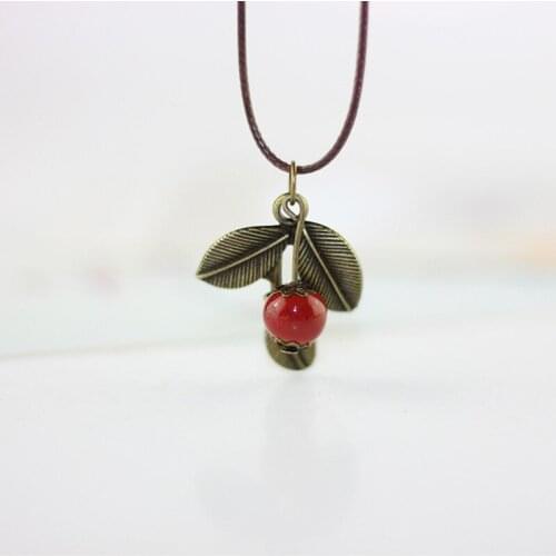 12 Pieces/Lot Women Retro Woven Chain Necklace Feather Charm Chains Ceramic Beads Leaves Link Chain Pendant Sweater Necklaces