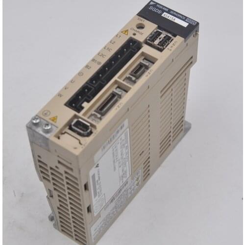 Japan YASKAWA SGDS-A5A15A 50W servo drive original disassembly machine