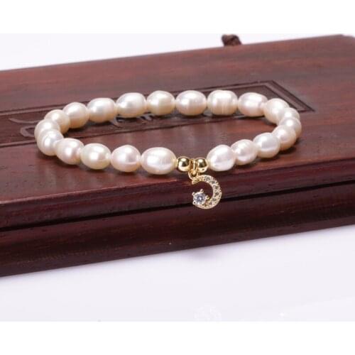 1 pcs natural freshwater pearl bead tiny gold pendant beaded bracelet for woman girl unique charm jewelry birthday gift